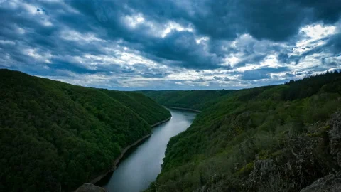 Dramatic sky timelapse with some sunlight on the trees, Gratte Bruyere Belvedere Video stock 159294188