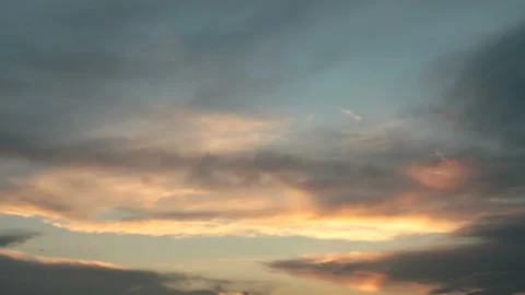 Dramatic sky at twilight Stock-Footage 133254330