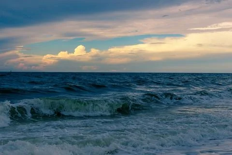 Dramatic Stormy Ocean Waves Under Orange and Blue Sky — Gulf Coast Stock Photos