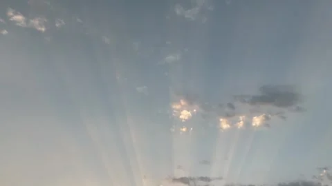 Dramatic sunbeams over the Sahyadri at sunset near Bhandardara India 스톡 동영상 341128267