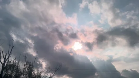 Dramatic Sunlight Rays Shining Through Clouds. Stock Footage 336680300