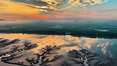 Dramatic Sunrise Sky Reflected on Qiantang River Tidal Trees China Stockbeeldmateriaal 342602947