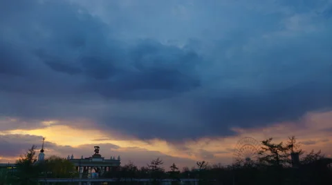 Dramatic sunset in the center of Moscow Stock Footage 62844471