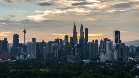 Dramatic Sunset cityscape Stock Footage 92778731