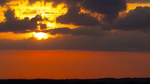 Dramatic sunset, close-up timelapse Stock Footage 331883091