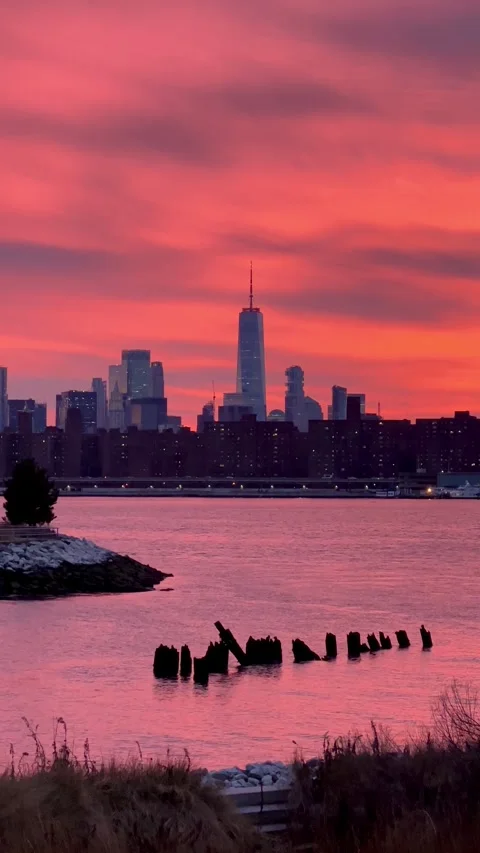 Dramatic sunset colors from Long Island City Stock Footage 311673375