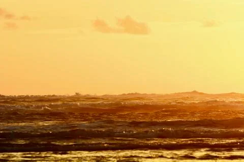 Dramatic sunset colours; beautiful sunset on a beach. Fotos de archivo