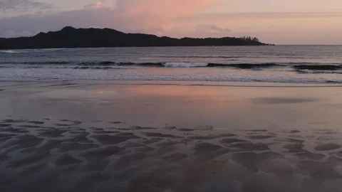Dramatic Sunset At An Empty Beach With Waves 스톡 동영상 104529145