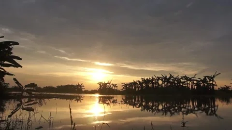 Dramatic sunset Video stock 330210722