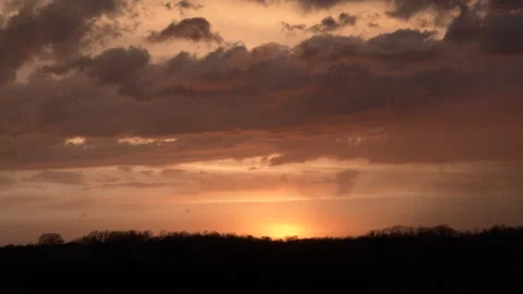 Dramatic sunset Stock Footage 335654526
