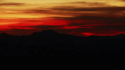 Dramatic sunset over the American Southwest Desert 8K Aerial View Stock-Footage 257925988