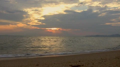 Dramatic sunset over the beach in Thailand Stock Footage 48251592