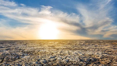 Dramatic sunset over a dry saline land 库存影片 339662487