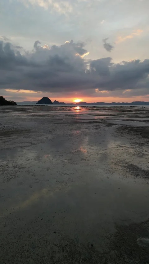 Dramatic Sunset Over Mudflats at Low Tide in Krabi, Thailand Stock Footage 335255981