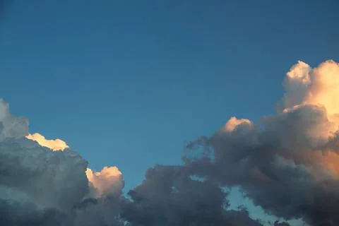 Dramatic sunset skies, cloudscape of rich color twilight sky. Sunset cloud .. Stock Photos