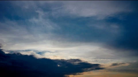 Dramatic sunset sky with clouds 스톡 동영상 136453547