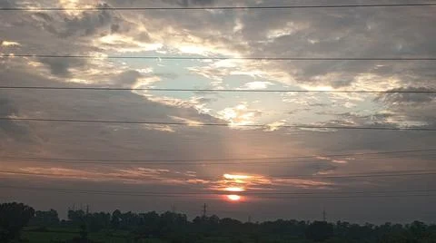 Dramatic Sunset Sky with Clouds over Horizon Landscape Fotos Stock