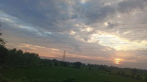 Dramatic Sunset Sky with Clouds over Horizon Landscape Fotos Stock