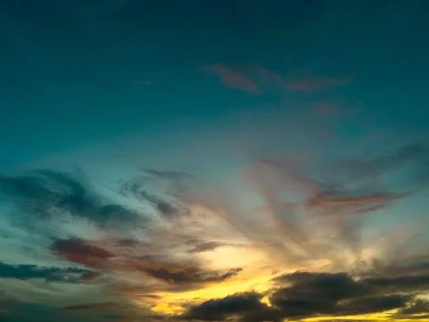 Dramatic Sunset Sky With Colorful Clouds Stockfoto's