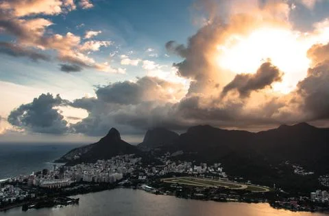 Dramatic Sunset Sky Over Rio de Janeiro, Brazil 스톡 사진