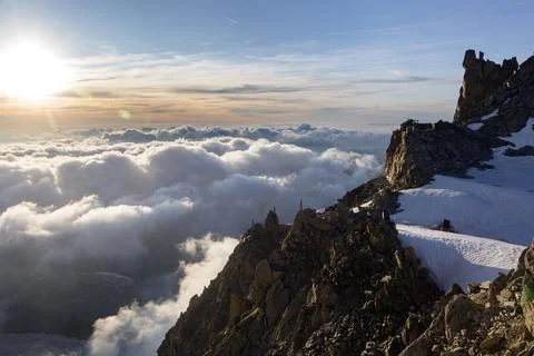 Dramatic sunset sky over the Rogues Alps. View from the Cosmique refuge, Ch.. Foto stock