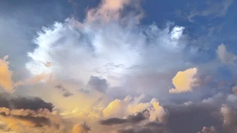 Dramatic Sunset, Sunbeams, Clouds, Sky, Timelapse Video. Video stock 321571539