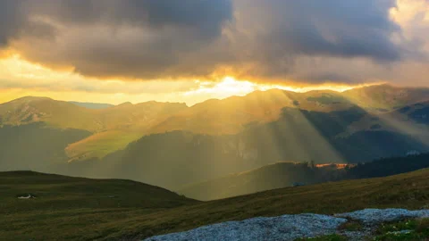 Dramatic sunset time lapse in Bucegi Mountains Stock Footage 153925936