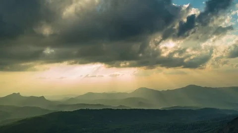 Dramatic Sunset Timelapse with clouds and light rays 動画素材 71860929