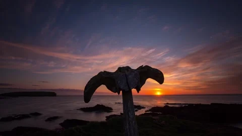 Dramatic sunset from the Whalebone in Birsay Orkney HD Time Lapse Stock-Footage 256084004