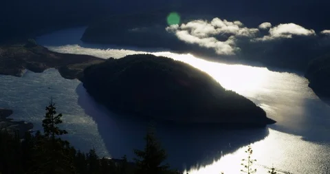 Dramatic time-lapse flowing of fog and wind on Detroit Lake, Oregon Stock Footage 86141774
