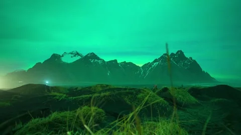 Dramatic Time-Lapse of Polar Lights Painting the Night Sky Over Lofoten Islands Vídeos de archivo 334659053