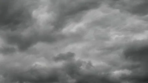 Dramatic transformation of stormy clouds unfolding overhead in timelapse 스톡 동영상 331532220