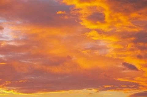 Dramatic Urban Sunset with clouds Foto stock