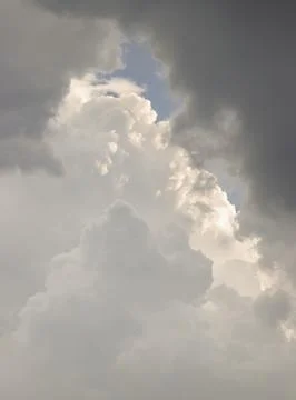 A dramatic, vertical vantage point capturing the awe-inspiring depth and gr.. 写真素材