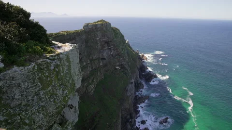 A dramatic view of the rock-face and cliffs of Cape Point, Western Cape. Stock Footage 209249363