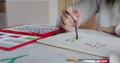Draw water color on notebook Stock Footage 157404924