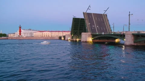 Drawbridge across the Neva River in Saint Petersburg Stock Footage 304295698