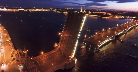 Drawbridge in St. Petersburg, river Neva, white hights Video stock 78809341