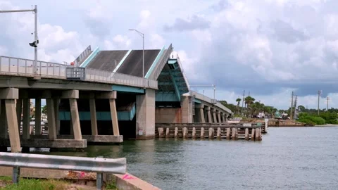 DrawbridgeOct5 Stock Footage 347215848
