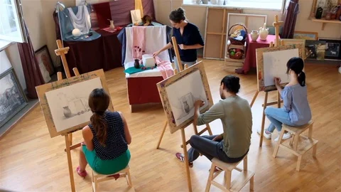 Drawing class for adults Stock Footage 71534516