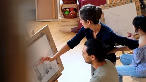 Drawing class for adults Stock Footage 71534669