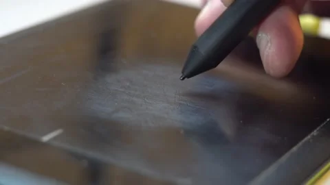 Drawing on an electronic tablet 4K Stock-Footage 170065636