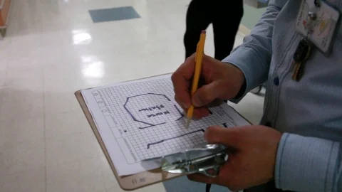 DRAWING FLOORPLANS 動画素材 128269016