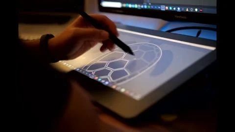 Drawing with a graphic tablet Video stock 167123142