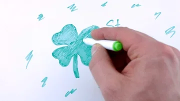 Drawing green St. Patrick's Day Stock Footage 85595528