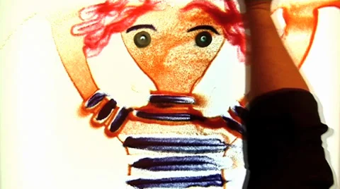 Drawing with sand 01 Video stock 32962198