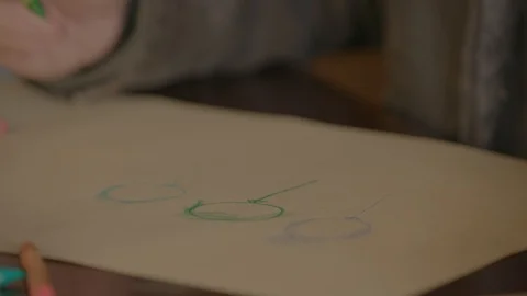 Drawing stick figures with crayon 1 Video stock 103860688