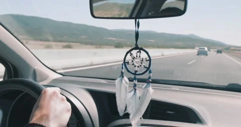 Dreamcatcher hanging in the car. Stock-Footage 158939489