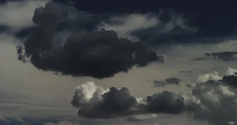 Dreamy cloudscape takes shape as a developing monsoon storm event intensifies. Stock Footage 315540154