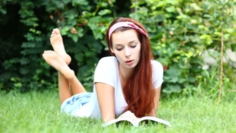 Dreamy reader Video stock 7905205
